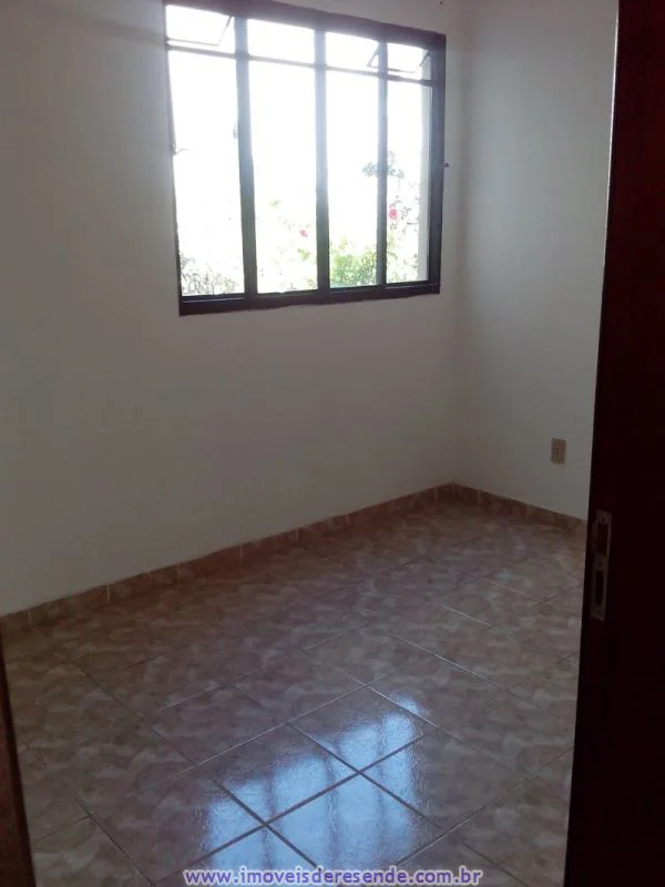 Foto 5 de 9 - Apartamento para aluguel em Morada do Castelo